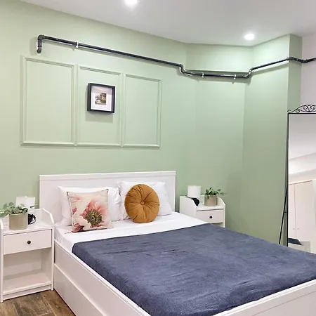 Stylish Comfortable In Balat Apartment