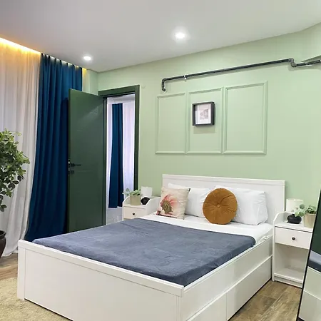 Apartment Stylish Comfortable In Balat