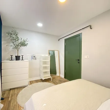 Stylish Comfortable In Balat Apartment Istanbul
